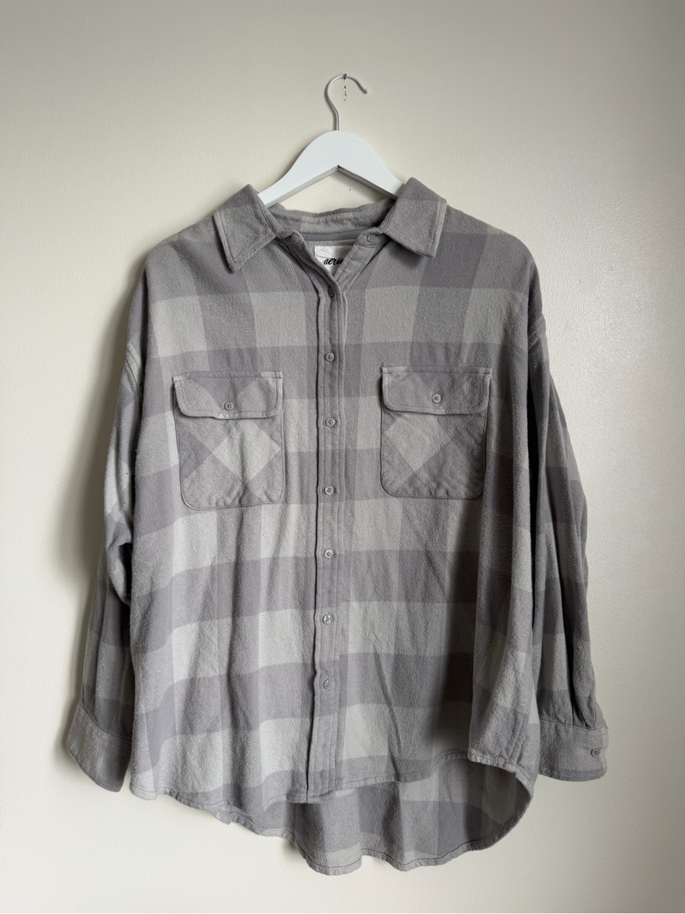 Aerie Gray Plaid Button-Down Flannel Shirt Medium